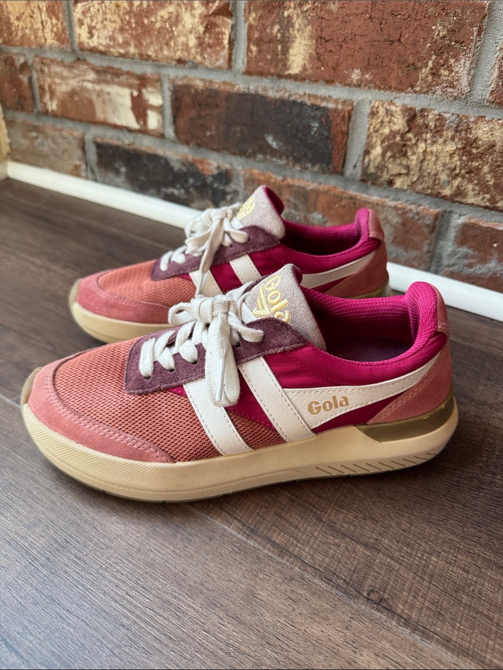 Gola Raven Sneakers Pink & Burgundy Retro Runner Sneakers